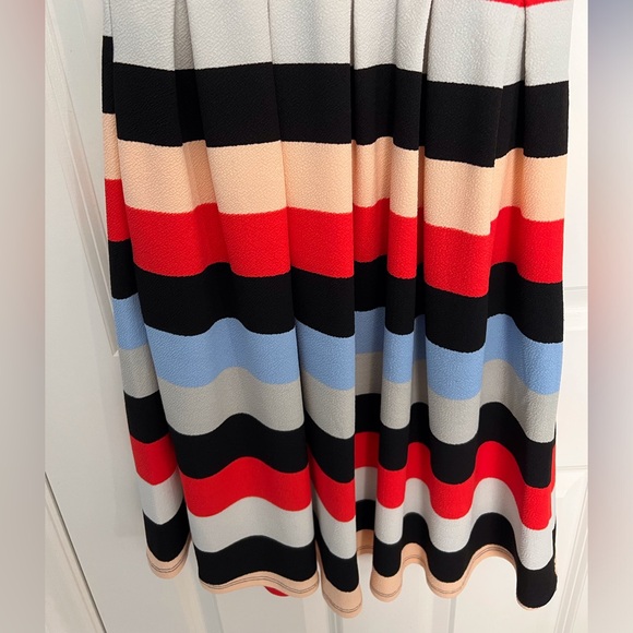 NWT LuLaRoe Amelia  dress with pockets - Picture 4 of 10